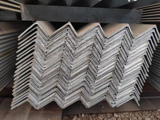 Gerçek ağırlığa göre faturalandırma Sıcak daldırma galvanizli eşit olmayan açılı çelik Tolerans ± 1%