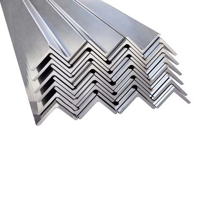 Bina yapıları için düşük karbonlu çelik açı çeliği 30 * 3mm Tolerans ± 1% Standart GB