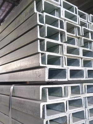 Yapı desteği için deliklenmemiş C8 C10 C12 C16 Sıcak valye çelik U kanalı