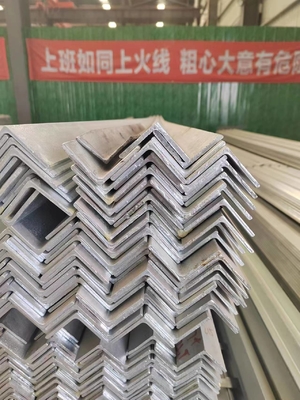 GB Standart Alaşımsız 2 Inch Angle Steel ASTM A36 A53 Q235 Q345 Karbon Eşit Köşe