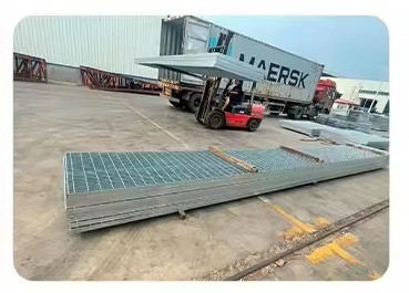 Endüstriyel Maden Alanı Galvanizli Zemin Çelik ızgaraları uzun süreli performans için