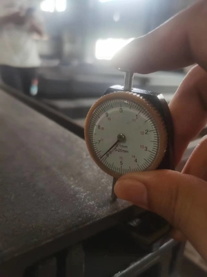 Teknik Sıcak Dolaştırılmış Sınıf Q235B Koreli Özel Kanal Çelik Destek
