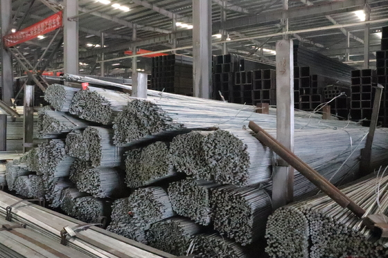 GB Standart Saldırma Uygulamaları için Sıcak Dip Galvanize Yuvarlak Çelik