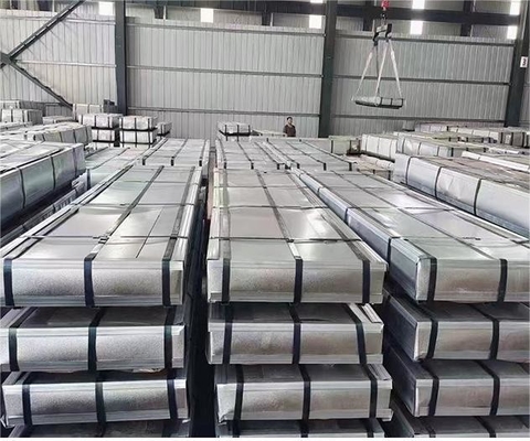 Z61-Z90 kaplama 470mm genişliğinde galvanizli dalgalanmış çatı çeliği için özel teklif