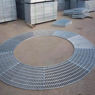 Endüstriyel Tasarım Tarzı ve 50 mm çapraz çubuk alanı ile sıcak daldırılmış galvanizli çelik ızgara