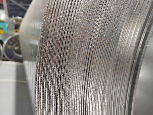 Gümüş renkli pre-boyalı galvanizli çelik bobinleri 6m uzunluğunda embossed elmas desenli