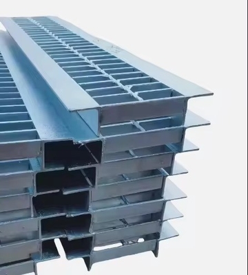 Galvanizli Çelik Yapı Çukur Kapak Yer Döşeme Izgara ızgara 50mm Çapraz Bar Pitch