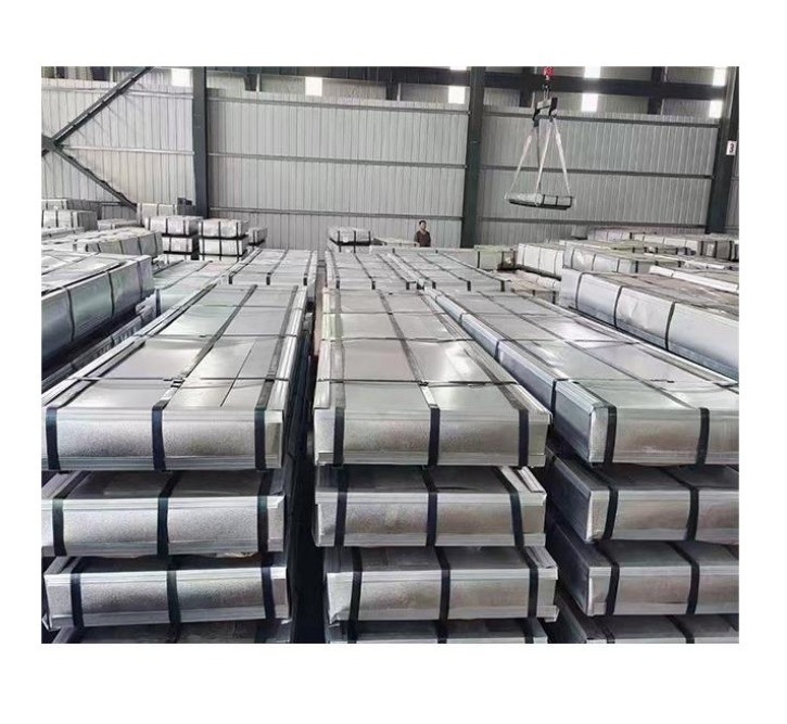 İnşaat için Sıcak Dolaştırılmış Üzerine Galvanizli Çelik Yapılandırılabilir Boyut 5.75*1250mm